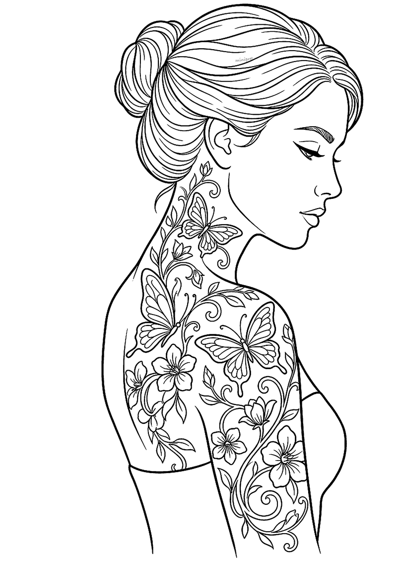 Vrouw in profiel met grote vlinders en bloemen-tattoo over nek, schouder en arm